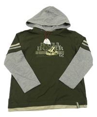 Nové - Khaki-šedé triko s nápisem a kapucí manguun