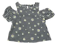 Černo-bílá kostkovaná crop halenka s kopretinami a volnými rameny PEP&CO