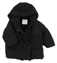 Černá šusťáková zimní bunda s hvězdičkami a kapucí Next