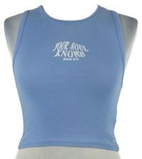 Dámský světlemodrý žebrovaný crop top s nápisem Pull&Bear 