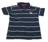 Tmavomodro-bílé pruhované polo tričko s výšivkou