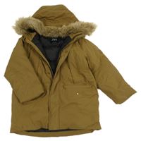 Hnědá šusťáková zimní bunda s kapucí s kožešinou Zara