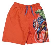 Červené plážové kraťasy s Marvel 
