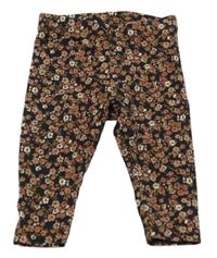 Černo-hnědé květované legíny 