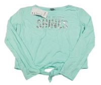 Nové - mátové melírované crop triko s nápisy a uzlem Y.F.K.