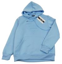 Nové - světlemodrá mikina s 3D znakem s nápisy a kapsou a kapucí Boom Kids