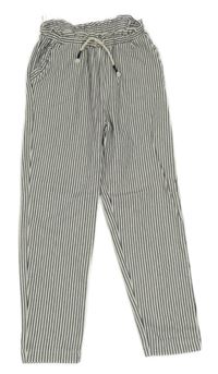 Bílo-tmavomodré pruhované paper bag kalhoty s volánky C&A