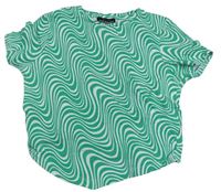 Zeleno-bílé vzorované crop tričko New Look