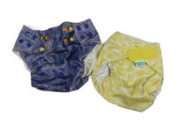 2X treninkové kalhotky - tmavomodré riflového vzhledu+ žlutá s mráčky