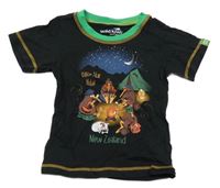 Černo-zelené tričko s táborem 