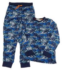 Tmavomodro-bílo-modré vzorované plyšové pyžamo 