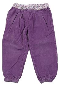 Fialové sametové kalhoty s květovaným pasem M&Co.