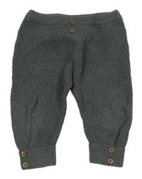 Tmavošedé pletené tepláky s knoflíky C&A