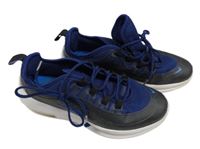 Černo-modré koženkovo/textilní body Nike vel. 33,5