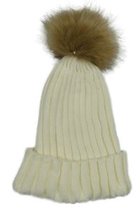Smetanová žebrovaná čepice s bambulí 