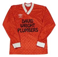 Červené vzorované triko s nápisem a logem Umbro