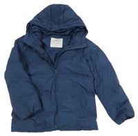 Tmavomodrá šusťáková zimní bunda s kapucí 