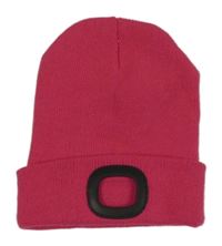 Růžová čepice s průstřihem Yigga