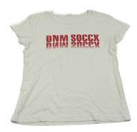 Bílé tričko s nápisem 