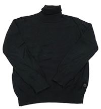 Černý svetrový rolák