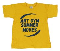 Žluté tričko s nápisem 