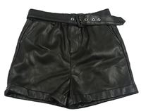 Černé koženkové kraťasy s páskem Primark