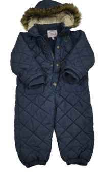 Tmavomodrá prošívaná šusťákovo/manšestrová zimní kombinéza s číslem a kotvou a kapucí s kožešinou JASPER CONRAN