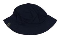 Tmavomodrý plátěný klobouk F&F