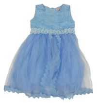 Světlemodré slavnostní šaty s výšivkami květin a krajkou