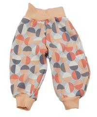 Růžovo-světlemodré vzorované tepláky 