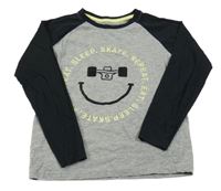 Šedo-černé triko se smajlíkem a nápisy Primark