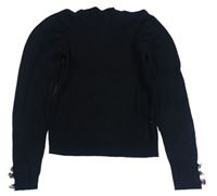 Černý žebrovaný crop svetr knoflíky na rukávech River Island