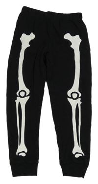 Černé tepláky s kostlivcem 