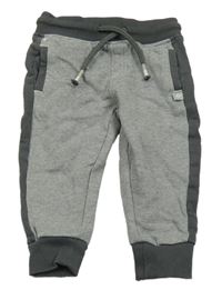 Tmavošedo-bílé pruhované chino tepláky Liegelind