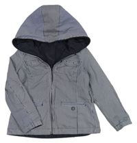 Tmavomodro-bílá pruhovaná šusťáková jarní oboustranná bunda s kapucí 