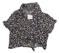 Nové - Černá květovaná crop halenka Primark
