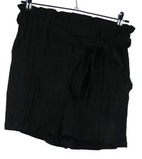 Dámské černé plisované volné kraťasy s páskem Shein 