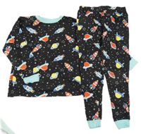 Černé puntíkaté pyžamo s raketami 