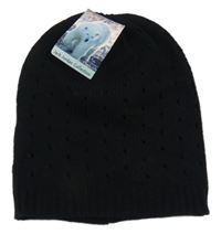 Nové - Černá perforovaná čepice