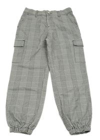 Černo-bílé kostkované cargo cuff kalhoty C&A