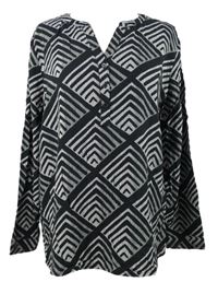 Dámská černo-bílá vzorovaná halenka Cecil 