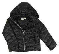 Černá zateplená šusťáková bunda s kapucí H&M