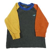 Tmavošedé triko s barevnými rukávy a autem Next