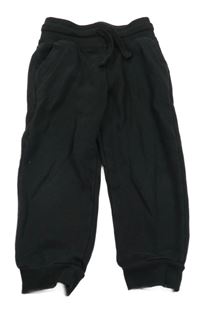 Černé tepláky Primark