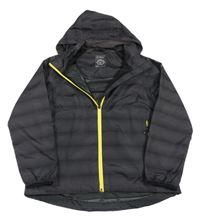 Černo-tmavošedá vzorovaná šusťáková jarní bunda s kapucí killtec