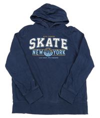 Tmavomodrá mikina s nápisem a kapucí C&A