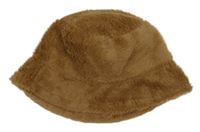 Hnědý kožešinový klobouk