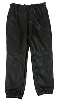 Černé koženkové cuff kalhoty 