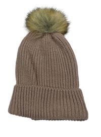 Hnědá pletená čepice s bambulí Primark