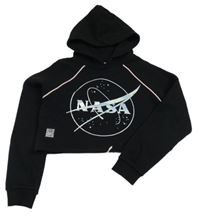 Černá crop mikina s kapucí - NASA C&A